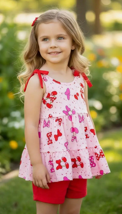 Bow Printed Ruffle Tunic w/ Red Shorts
