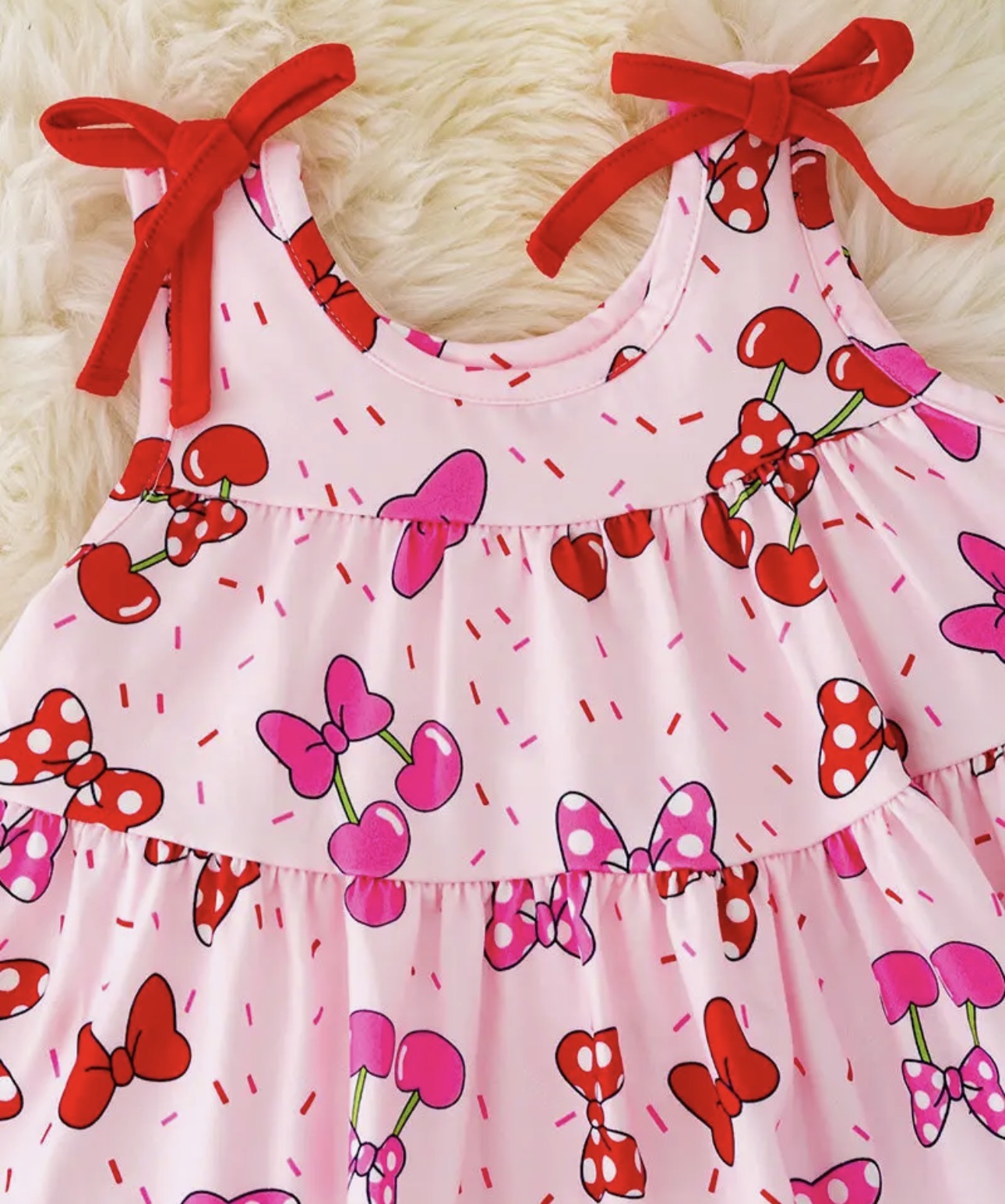 Bow Printed Ruffle Tunic w/ Red Shorts